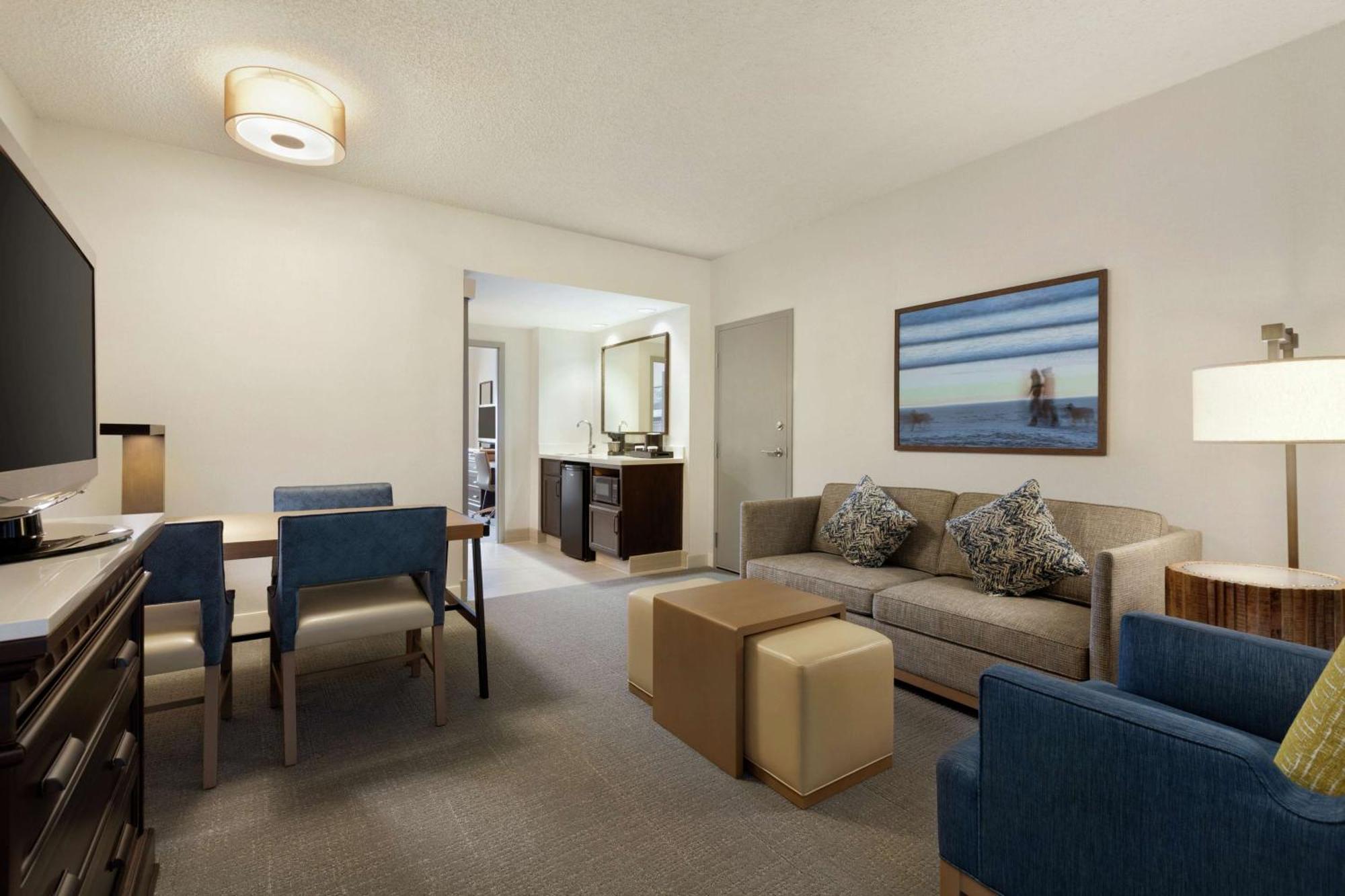 Embassy Suites By Hilton Monterey Bay Сийсайд Екстериор снимка
