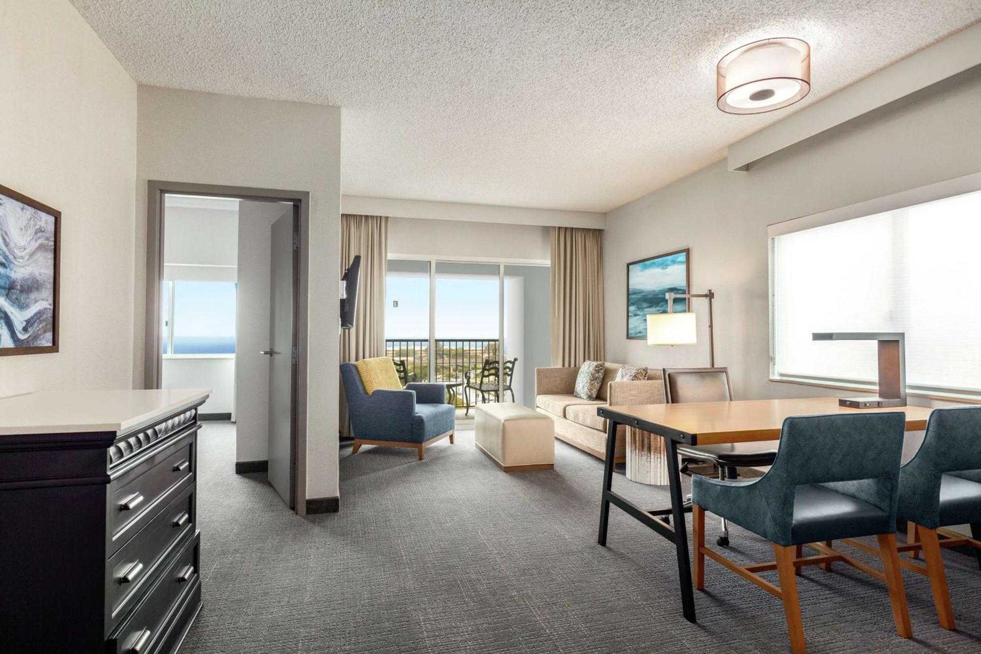 Embassy Suites By Hilton Monterey Bay Сийсайд Екстериор снимка