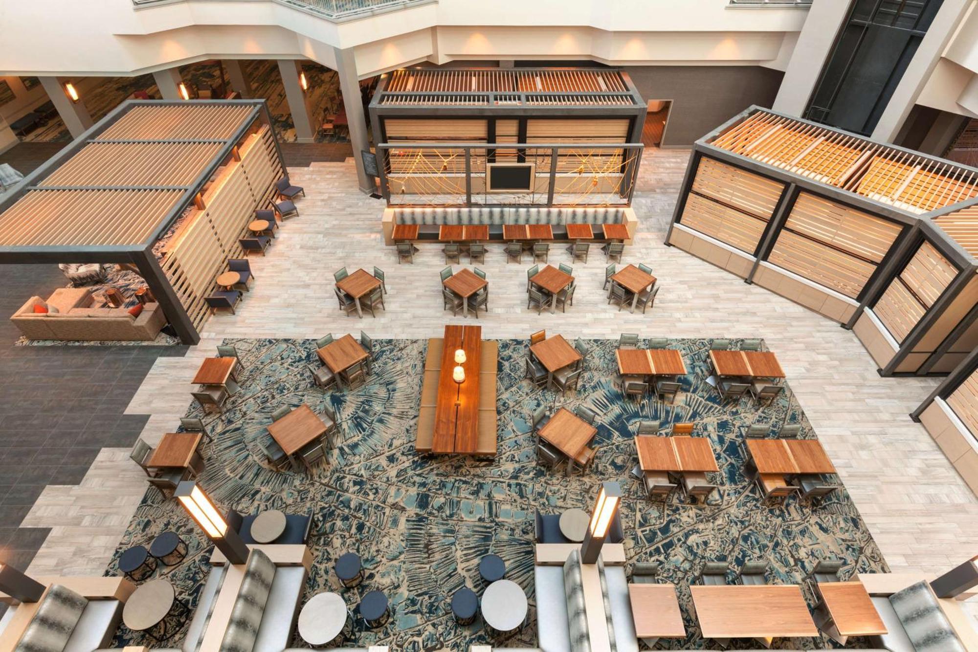 Embassy Suites By Hilton Monterey Bay Сийсайд Екстериор снимка
